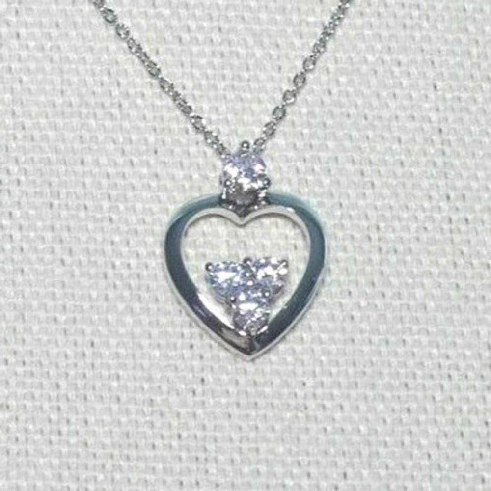Necklace Silver Tone Cubic Zirconia Heart Pendant Lobster Clasp Romantic New
